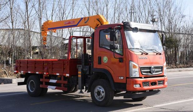 點擊查看詳細信息<br>標題：3.2噸大運隨車吊 閱讀次數：2295