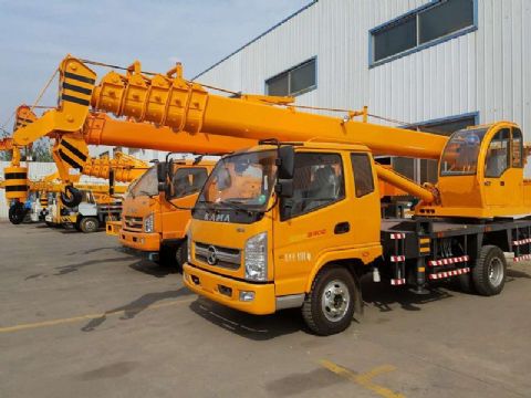 點擊查看詳細信息<br>標題：8噸凱馬汽車吊 閱讀次數：2435