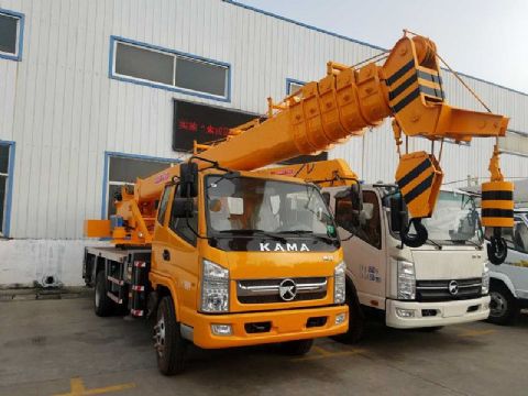 點擊查看詳細信息<br>標題：10噸凱馬汽車吊 閱讀次數：2428